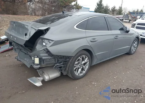 2021 Hyundai Sonata Sel z USA, uszkodzony, nr VIN 5NPEL4JA1MH069655